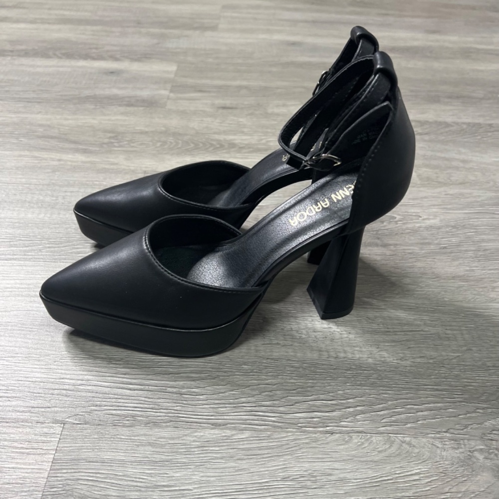 Jenn Ardor Pointed Toe Platform Block High Heels with Ankle Strap, Black - 6.5 - Picture 8 of 13